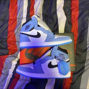 Air Jordan 1 University Blue
